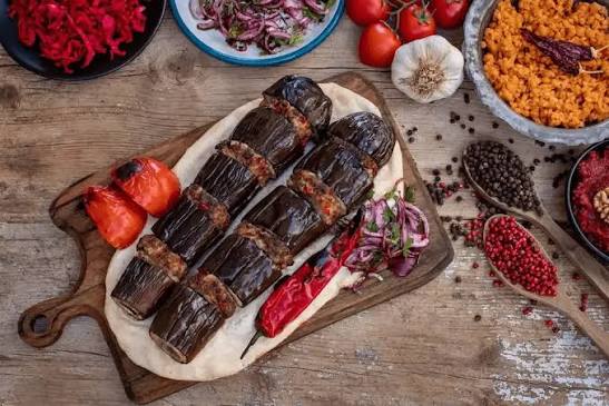 Köz Patlıcan Kebabı